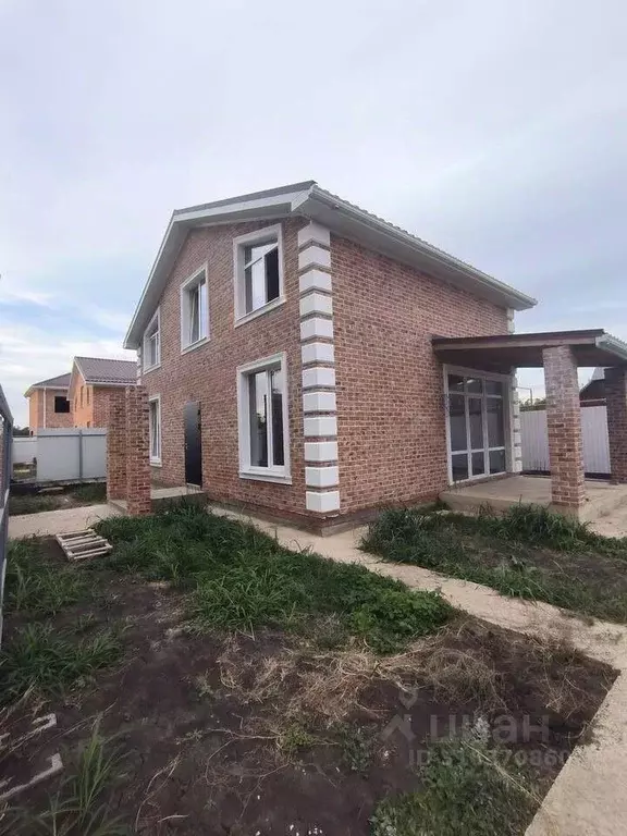 Дом в Краснодарский край, Динской район, Новотитаровская ст-ца ул. ... - Фото 1