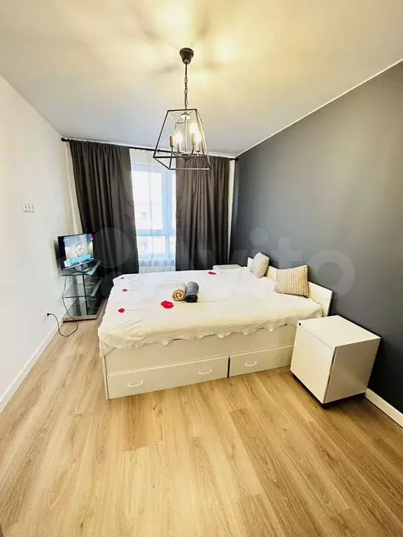 2-к. квартира, 40 м, 8/8 эт. - Фото 1