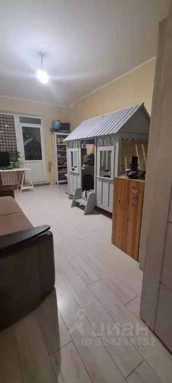 2-к кв. Курская область, Курск просп. Вячеслава Клыкова, 92 (73.8 м) - Фото 2