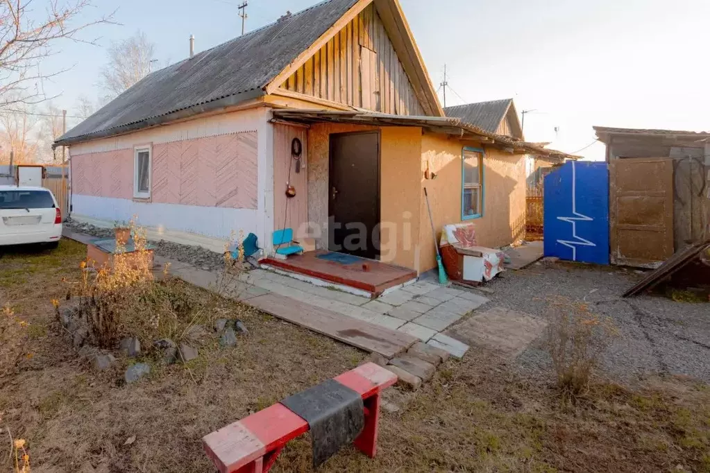 Дом в Хабаровский край, Комсомольск-на-Амуре пос. Амурсталь, пер. ... - Фото 1