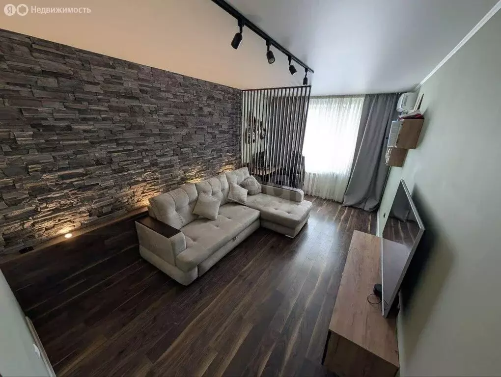 2-комнатная квартира: Стерлитамак, улица Рашита Кудашева, 3 (54.8 м) - Фото 2