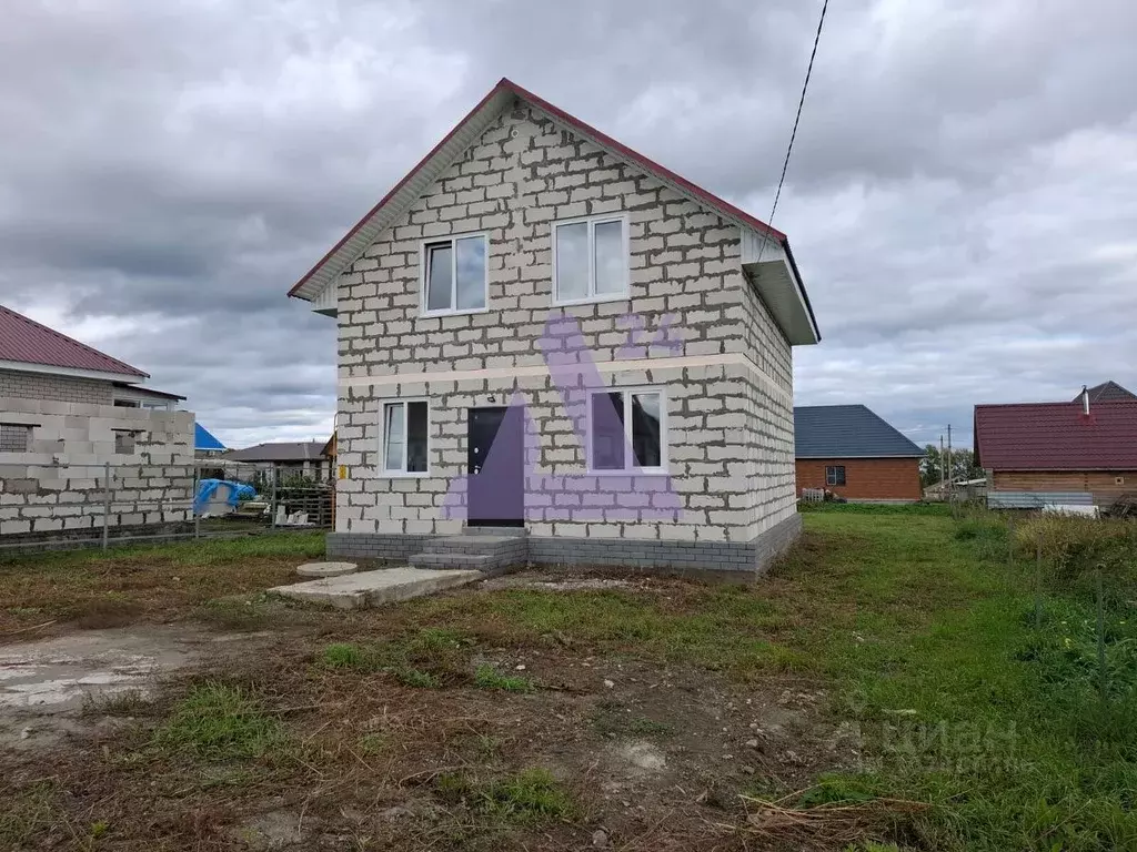 Дом в Алтайский край, Барнаул городской округ, пос. Центральный ул. ... - Фото 1