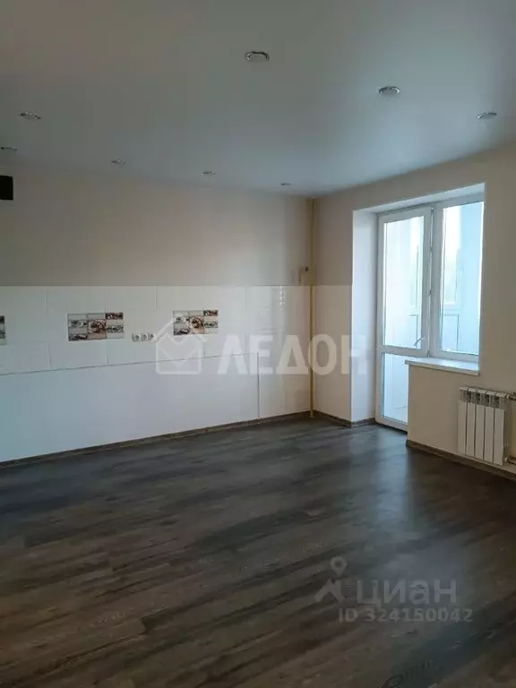 1-к кв. Омская область, Омск Старгород мкр, ул. Тютчева, 11 (46.1 м) - Фото 2