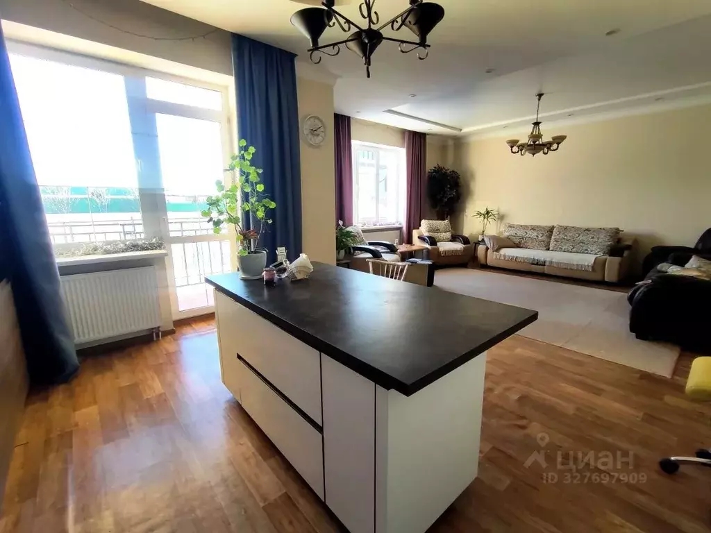 Таунхаус в Орловская область, Орел Выставочная ул., 23/2 (270 м) - Фото 2