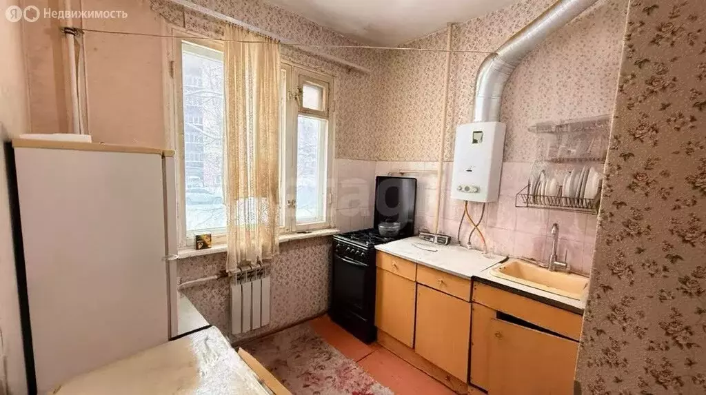 3-комнатная квартира: Казань, улица Гарифьянова, 40 (58.7 м) - Фото 2