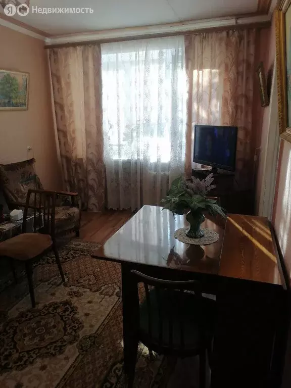 4-комнатная квартира: Алексин, улица 50 лет ВЛКСМ, 8А (62 м) - Фото 1