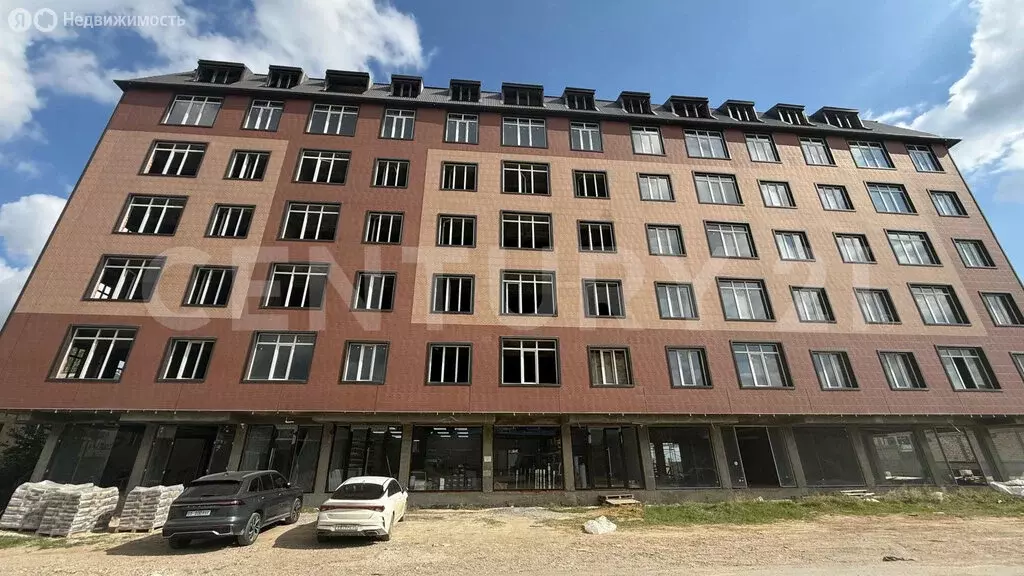 3-комнатная квартира: Махачкала, Юго-Восточная улица, 11 (90 м) - Фото 1