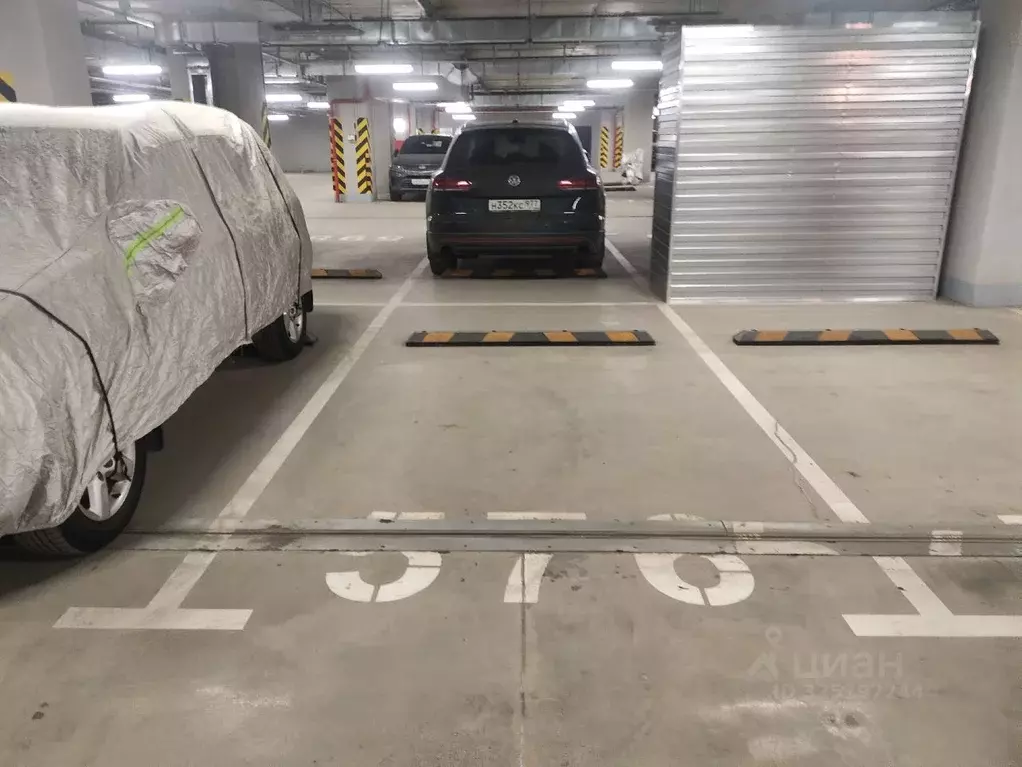 Гараж в Москва бул. Братьев Весниных, 2 (13 м) - Фото 1