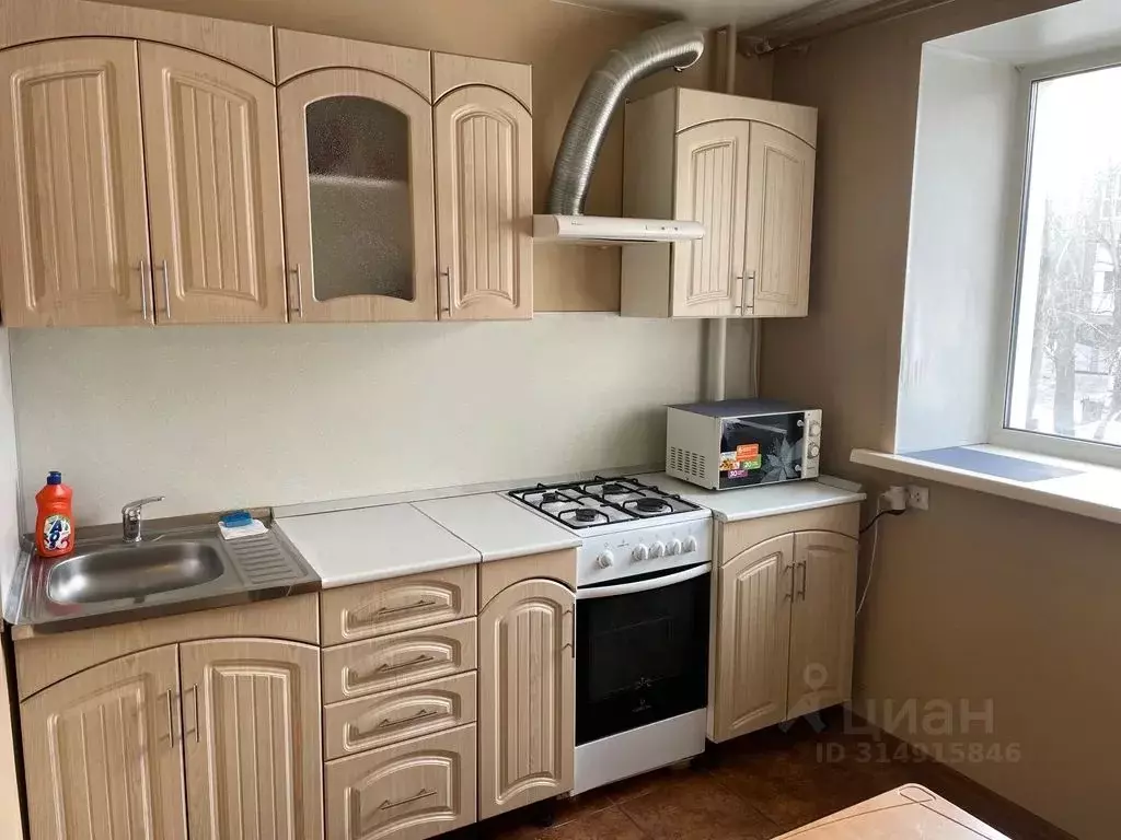 2-к кв. Кемеровская область, Кемерово просп. Ленина, 42 (48.0 м) - Фото 1
