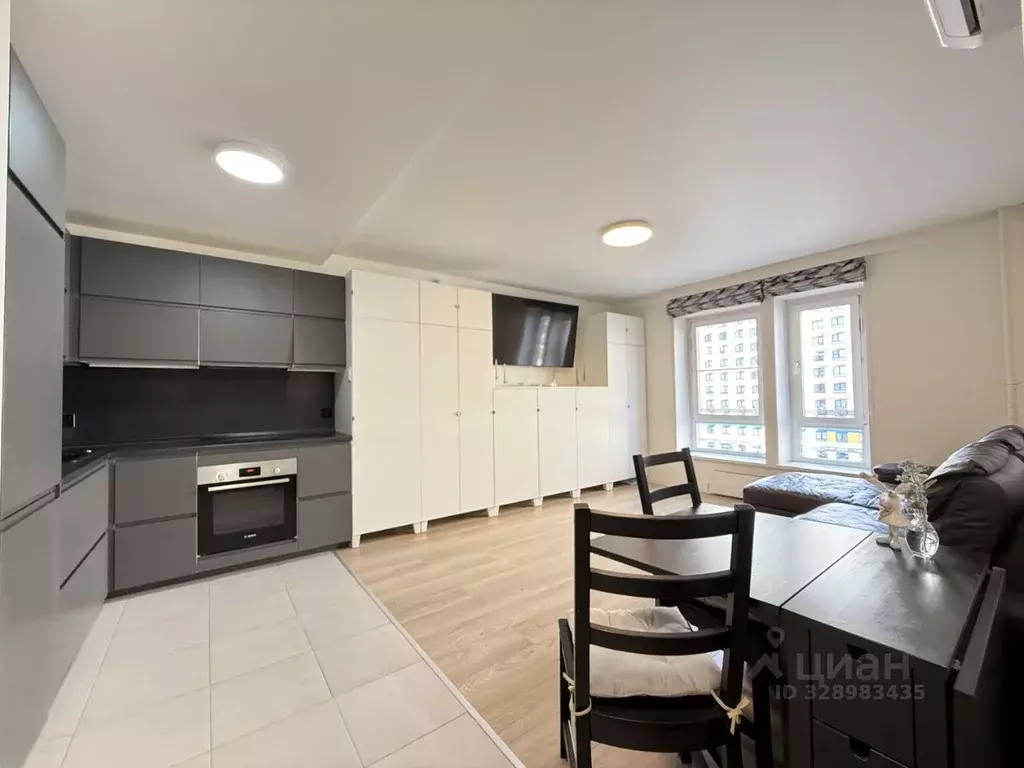 2-к кв. Московская область, Люберцы ул. Летчика Ларюшина, 16 (44.0 м) - Фото 1