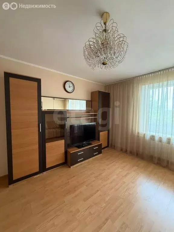 3-комнатная квартира: Ростов-на-Дону, проспект 40-летия Победы, 81/3 ... - Фото 1