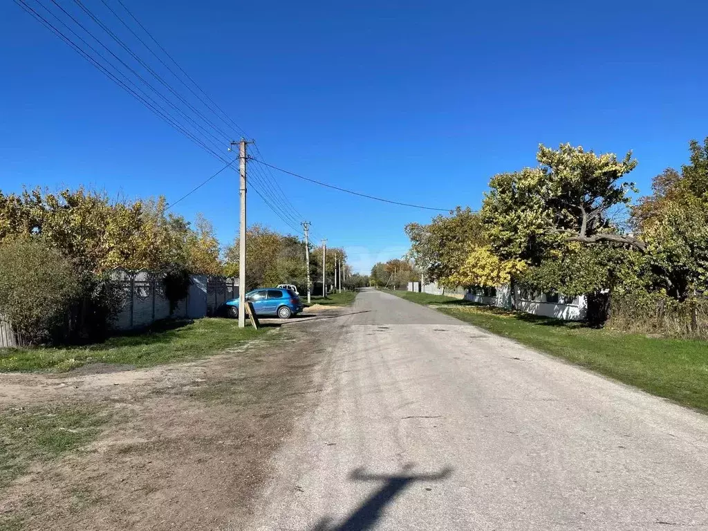 Участок в Крым, Белогорский район, Зуйское с/пос, с. Литвиненково ул. ... - Фото 1