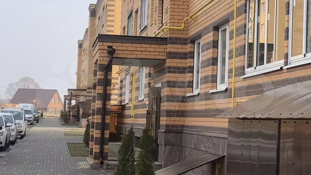 3-к. квартира, 63,7 м, 2/3 эт. - Фото 0