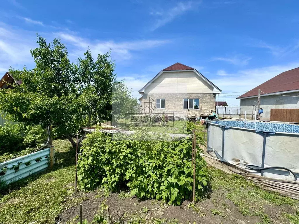 Дом в Челябинская область, с. Еткуль ул. Мира, 9 (102 м) - Фото 1