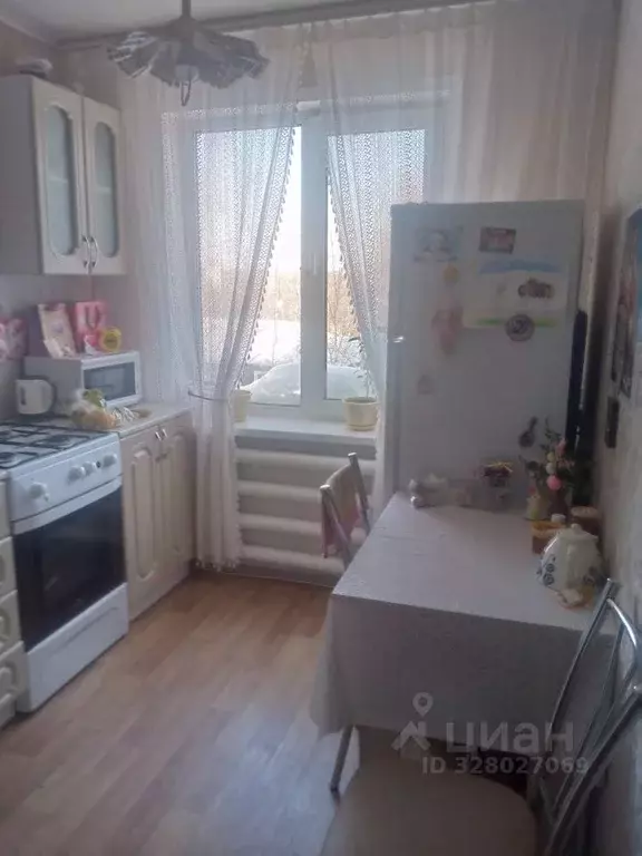 2-к кв. Коми, Сыктывкар Строитель мкр, ул. Новоселов, 5 (44.0 м) - Фото 1