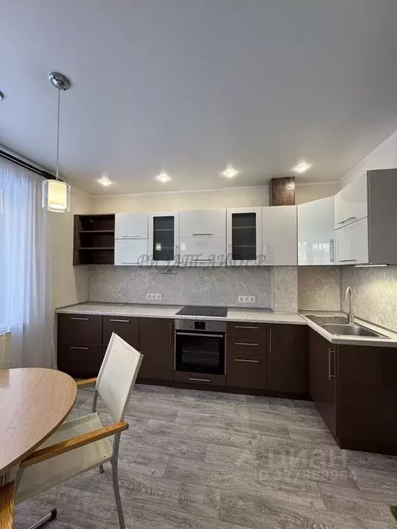 3-к кв. Алтай, Горно-Алтайск Барнаульская ул., 6 (65.0 м) - Фото 2