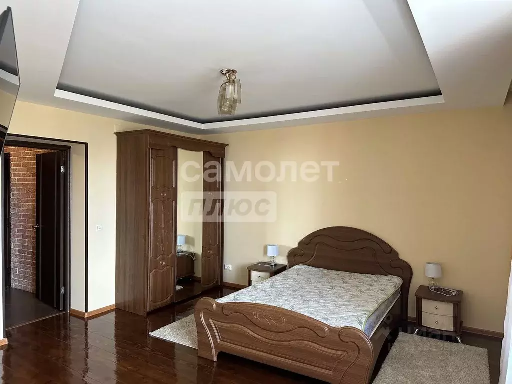 2-к кв. Иркутская область, Иркутск ул. Карла Либкнехта, 107б (69.5 м) - Фото 0