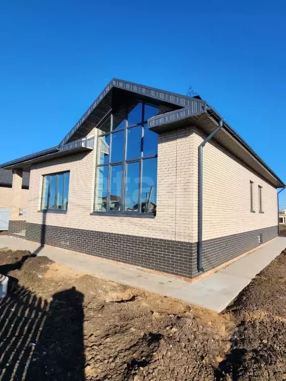 Дом в Татарстан, Тукаевский район, д. Азьмушкино ул. Хирурга Шакурова, ... - Фото 1