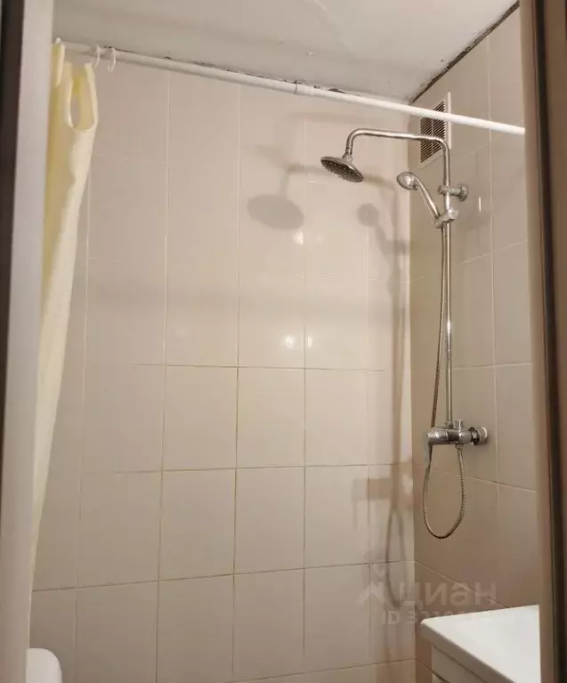 2-к кв. Тюменская область, Тюмень ул. 30 лет Победы, 138а (45.0 м) - Фото 1