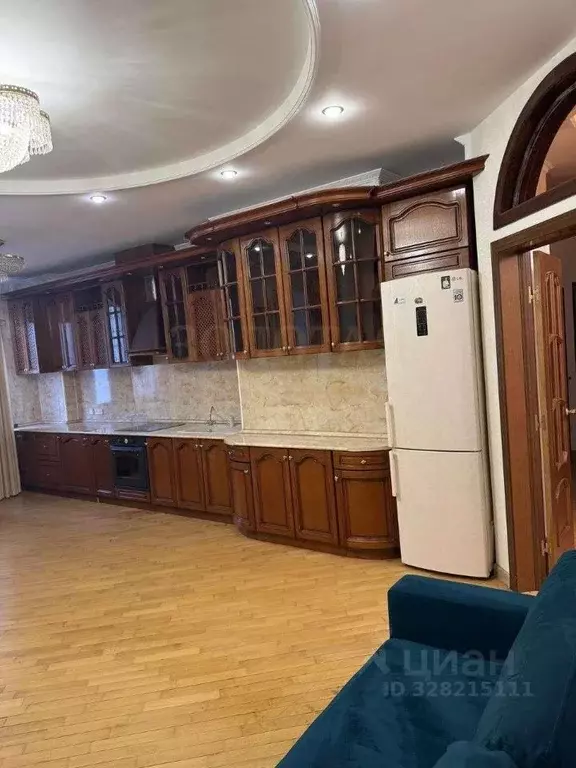 3-к кв. Белгородская область, Белгород Свято-Троицкий бул., 11 (100.0 ... - Фото 1