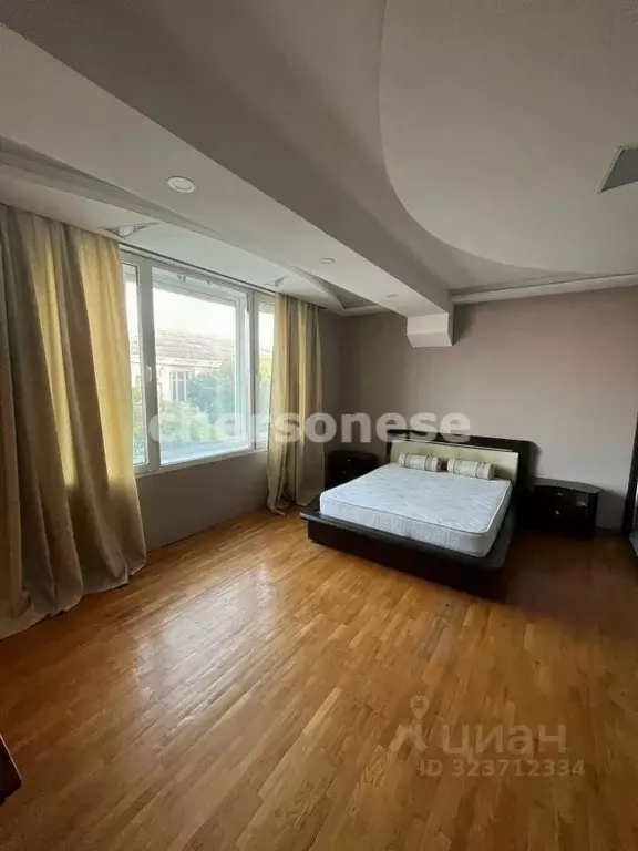 3-к кв. Севастополь ул. Ленина, 68 (86.0 м) - Фото 0