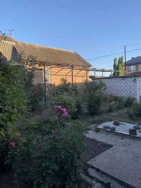 Дом в Ростовская область, Волгодонск ул. Серафимовича, 57 (70 м) - Фото 0