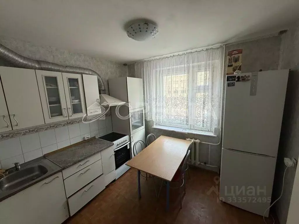 2-к кв. Тюменская область, Тюмень Уральская ул., 74 (51.8 м) - Фото 1