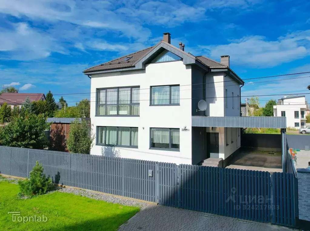 Дом в Калининградская область, Калининград Рассветная ул., 68 (333 м) - Фото 1