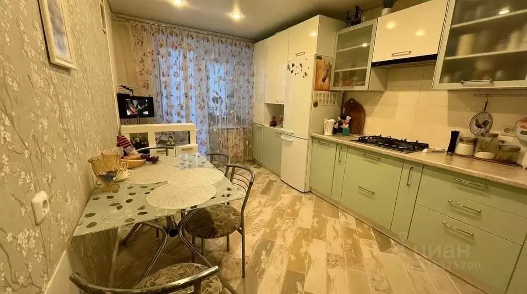 4-к кв. Белгородская область, Белгород ул. Каштановая, 2 (89.3 м) - Фото 1