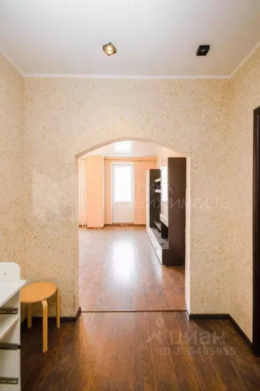 2-к кв. Тюменская область, Тюмень Комсомольская ул., 75 (99.0 м) - Фото 1