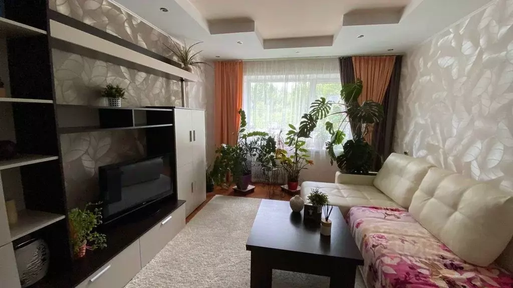 3-к кв. Новосибирская область, Новосибирск ул. Лебедевского, 3 (63.0 ... - Фото 0