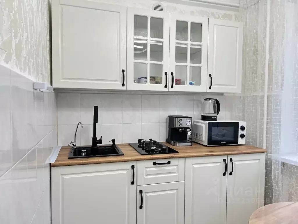 2-к кв. Дагестан, Махачкала ул. Ирчи Казака, 76 (50.0 м) - Фото 0