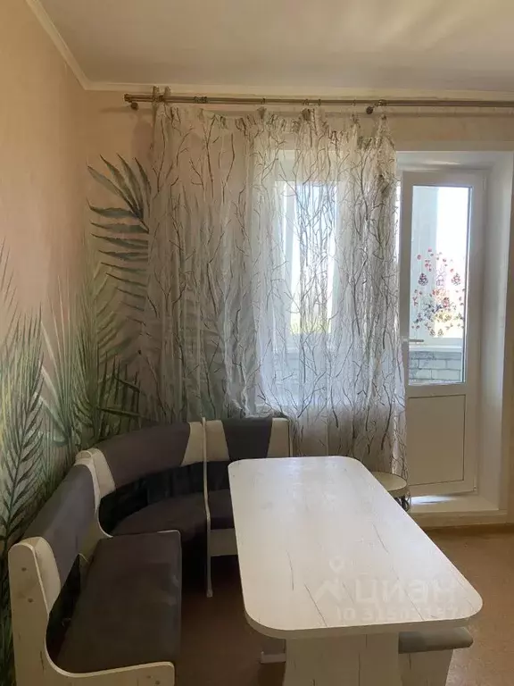1-к кв. Саратовская область, Саратов ул. Имени В.Н. Мамонтовой, 5 ... - Фото 0