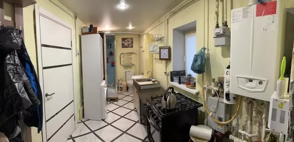 Дом в Омская область, Таврический район, Ленинское с/пос, д. ... - Фото 2