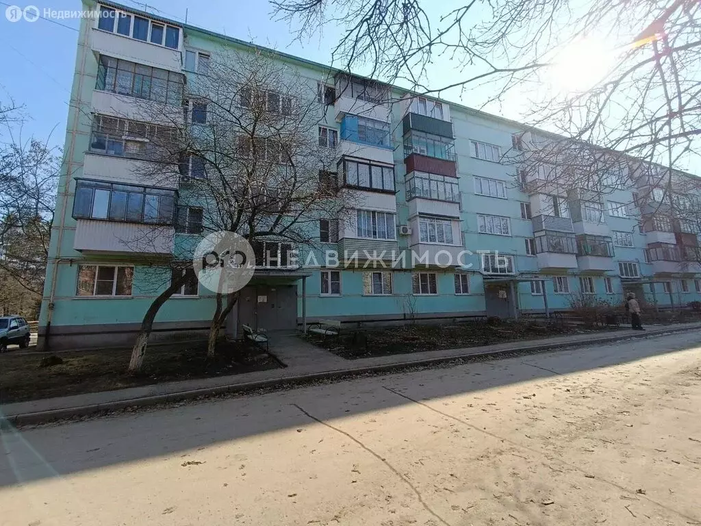 3-комнатная квартира: Новомичуринск, улица Волкова, 7 (58.7 м) - Фото 0