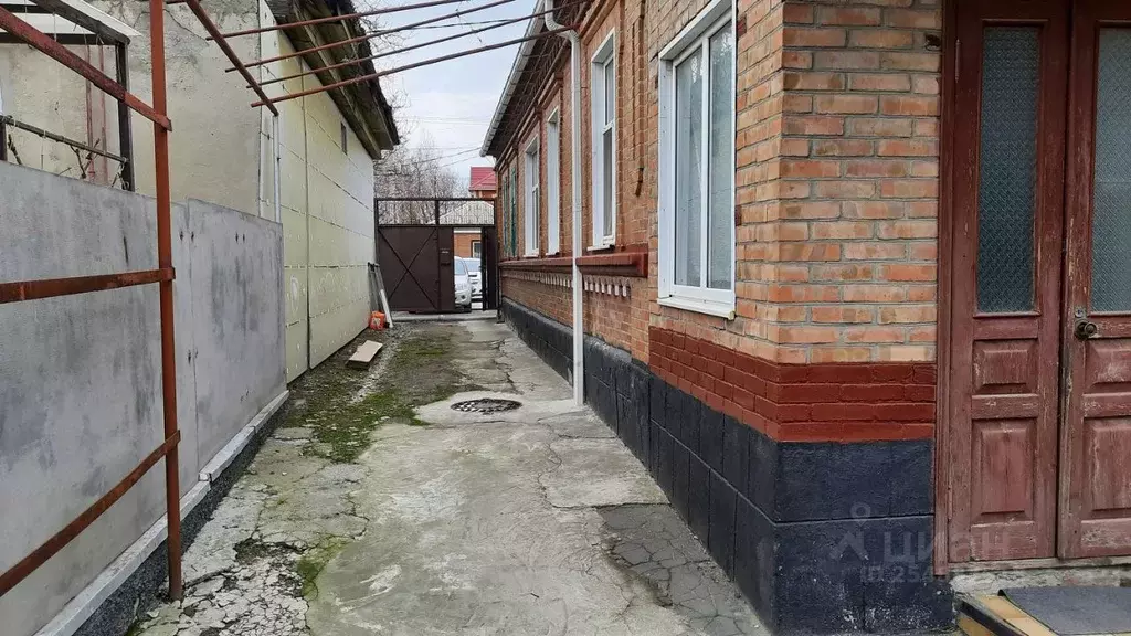 Дом в Ростовская область, Ростов-на-Дону 3-я Баррикадная ул., 43 (30 ... - Фото 2