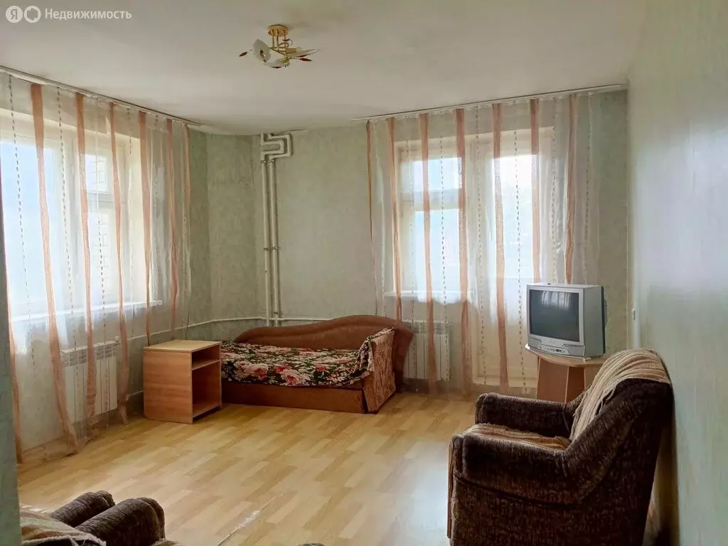 1-комнатная квартира: Железногорск, улица Никитина, 8 (49.1 м) - Фото 1
