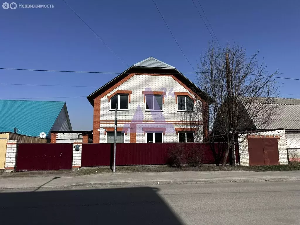 Дом в Барнаул, улица Гущина, 86 (184 м) - Фото 0