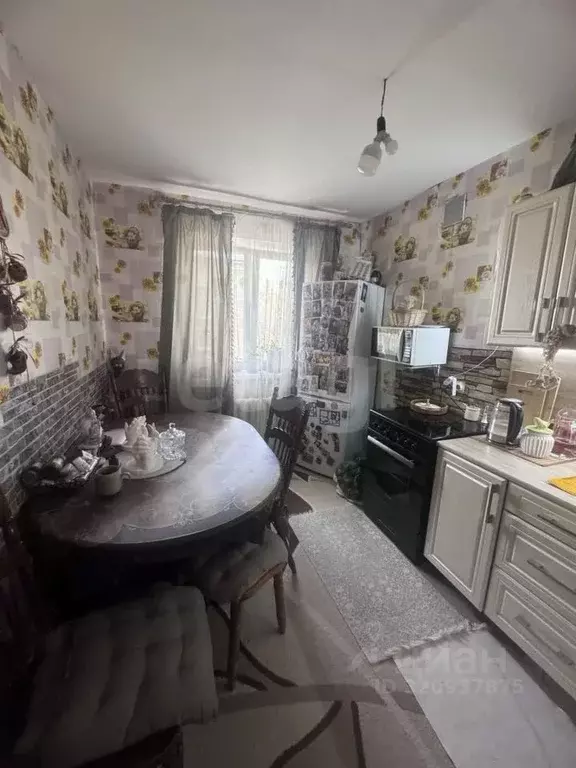 2-к кв. Кемеровская область, Прокопьевск ул. Гайдара, 3А (41.9 м) - Фото 0