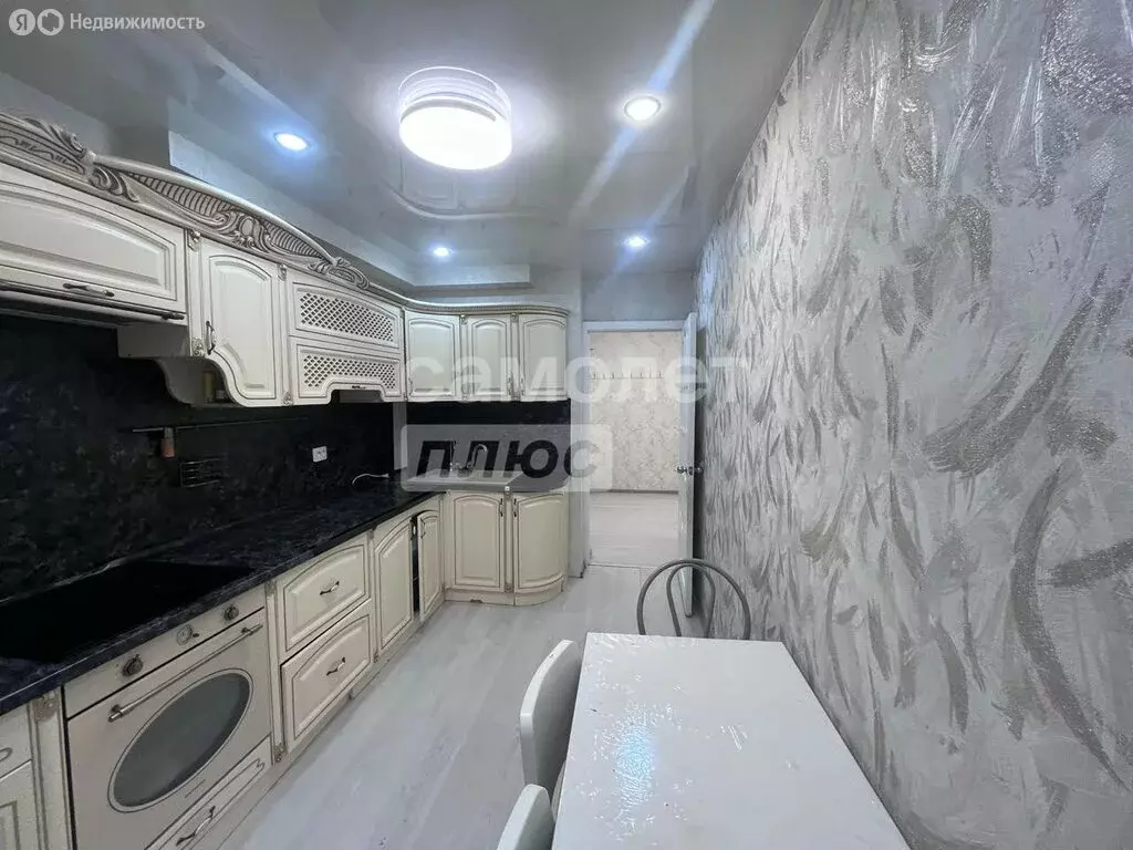 2-комнатная квартира: Екатеринбург, Таватуйская улица, 1Г (54.7 м) - Фото 1