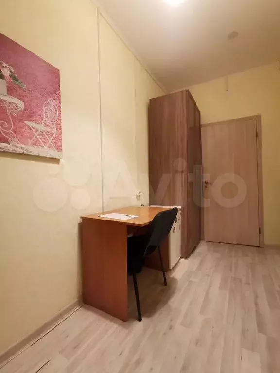 Комната 10 м в 7-к., 1/2 эт. - Фото 1
