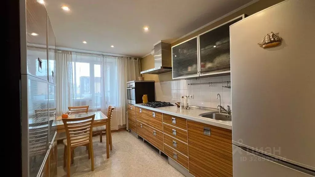 3-к кв. Удмуртия, Ижевск ул. Пастухова, 82 (61.3 м) - Фото 1