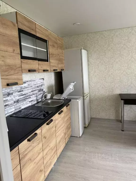 Комната Башкортостан, Уфа Молодежный бул., 6 (17.0 м) - Фото 1