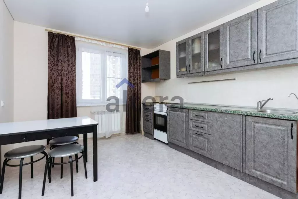 3-к кв. Татарстан, Казань просп. Ильгама Шакирова, 19 (80.5 м) - Фото 1