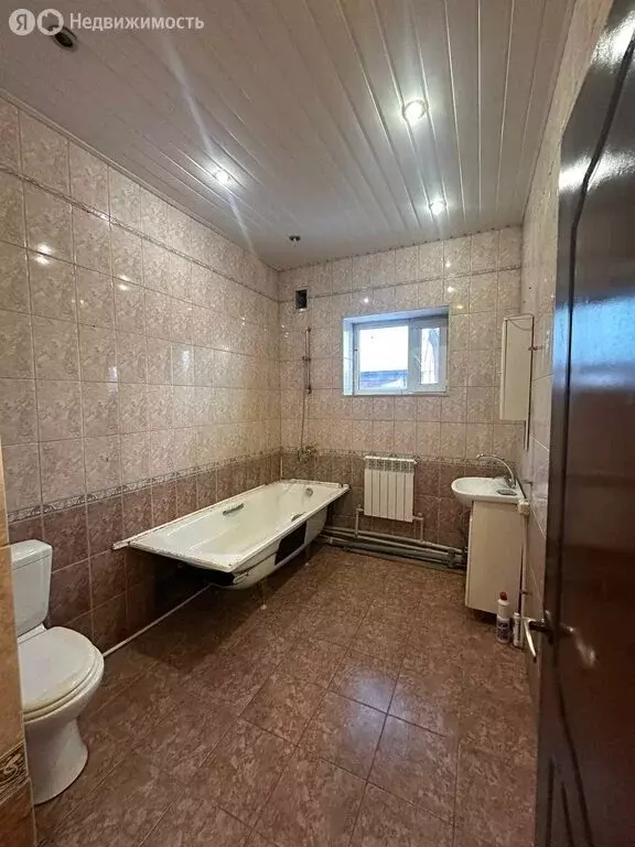 Дом в Нижний Новгород, улица Вали Котика, 30 (209 м) - Фото 1