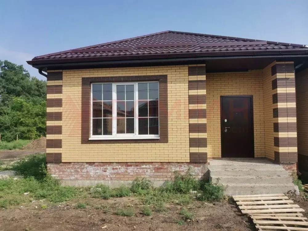 Дом в Ростовская область, Ростов-на-Дону Зрелищная ул. (95 м) - Фото 1