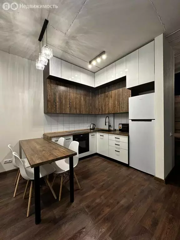 2-комнатная квартира: село Мысхако, Тополиный переулок, 5 (50 м) - Фото 1