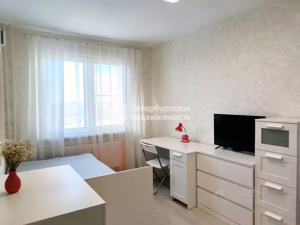 2-к кв. Санкт-Петербург ул. Чарушинская, 22к1 (37.4 м) - Фото 0