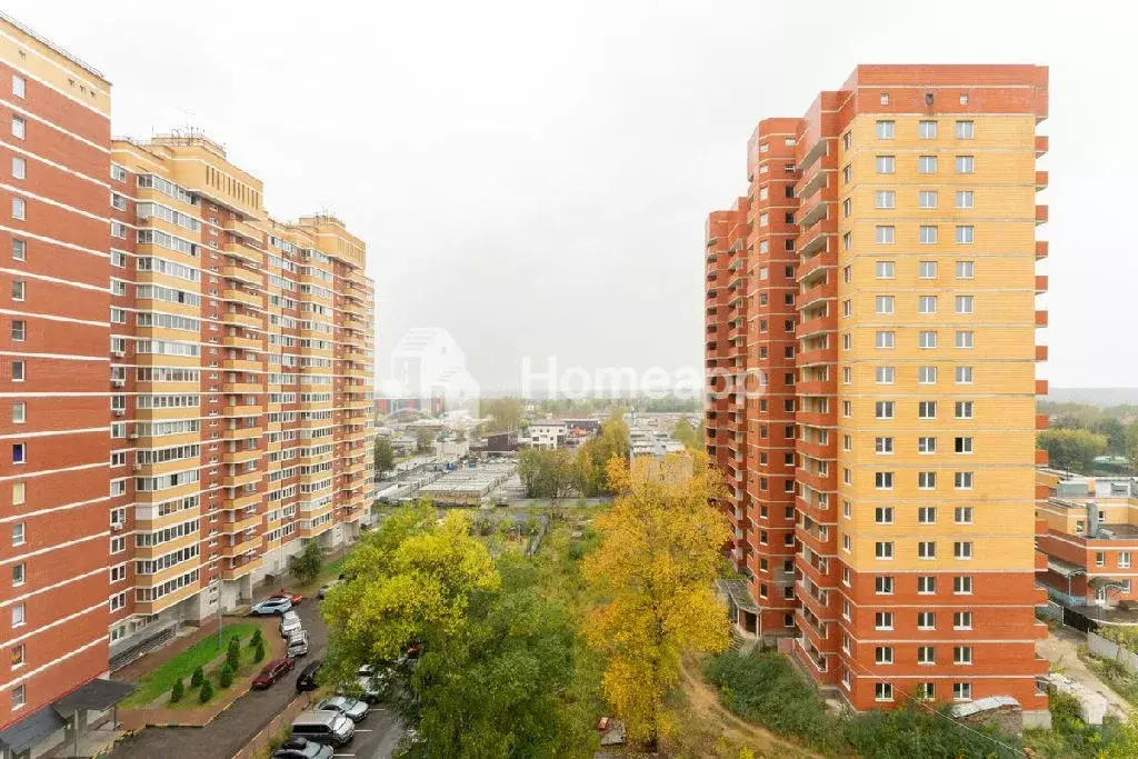 Продается 4-комнатная квартира - Фото 1