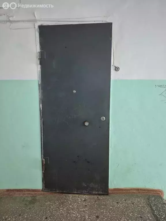 3-комнатная квартира: Краснокамск, Коммунистическая улица, 12 (77.9 м) - Фото 1